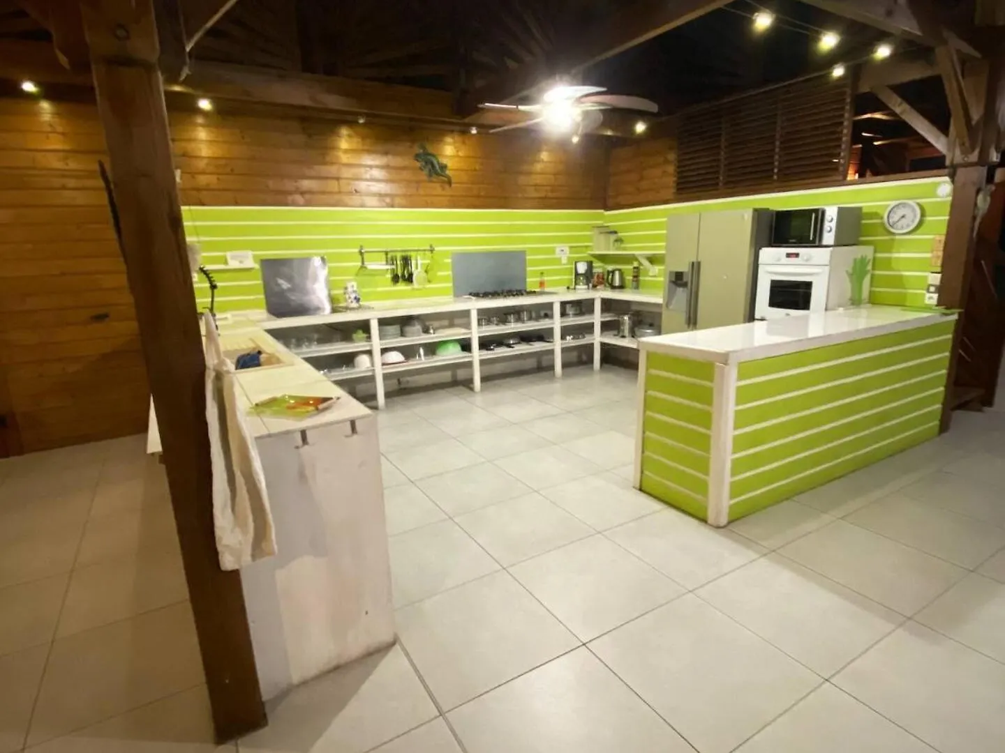 Maison Coloniale 12/16 Pers. Pointe-Noire 0*,
